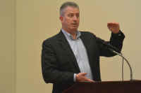 LWV_ACADebate_120213_25_1024x682.jpg (154848 bytes)