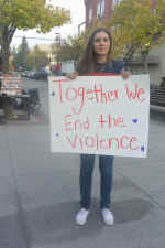 Vigil_for_Las_Vegas_100617_09.JPG (294569 bytes)